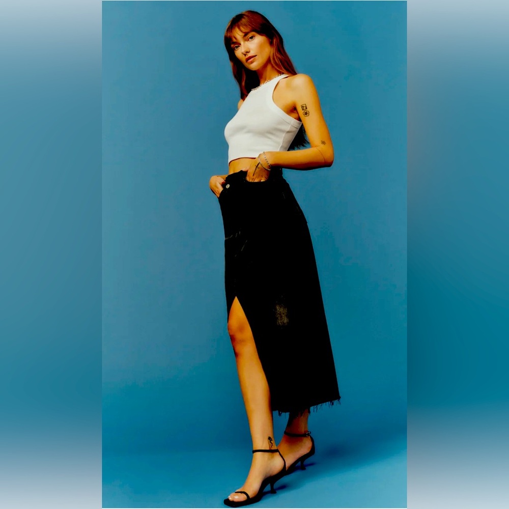 Reformation Nila Long Denim Skirt Black - Size 25